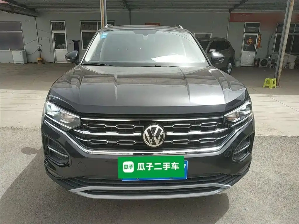 VOLKSWAGEN TAYRON