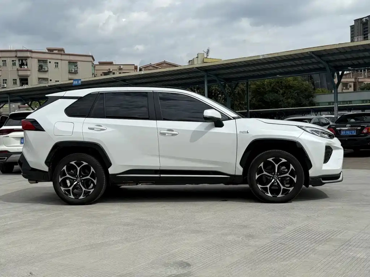 TOYOTA WILDLANDER NEW ENERGY