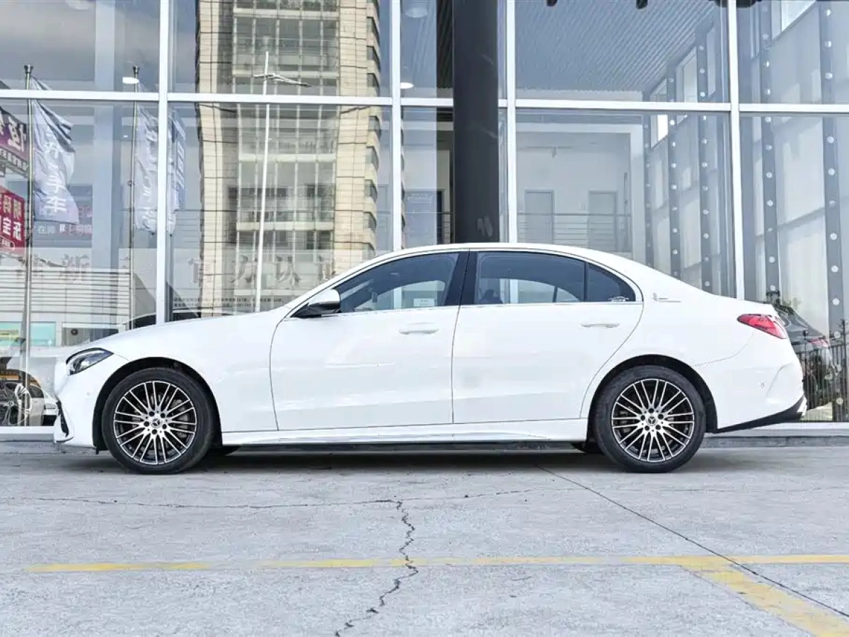 MERCEDES BENZ C-CLASS