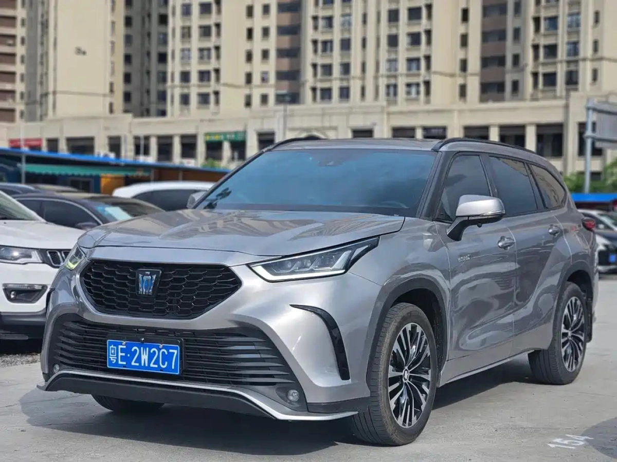 TOYOTA CROWN LUFANG