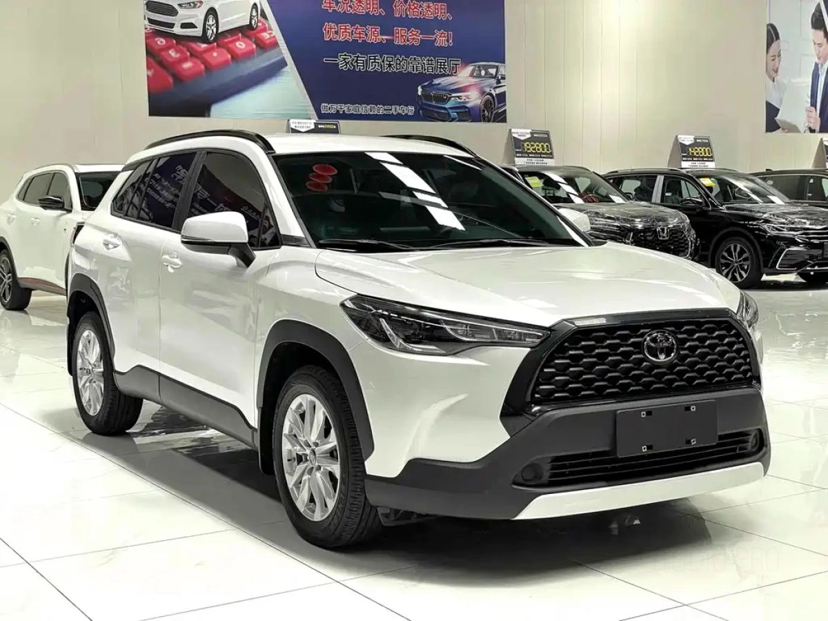 TOYOTA COROLLA CROSS
