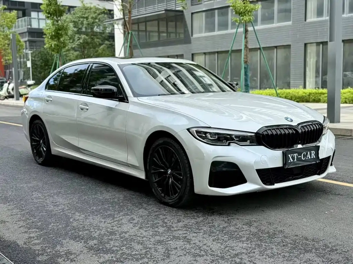 BMW 3-SERIES