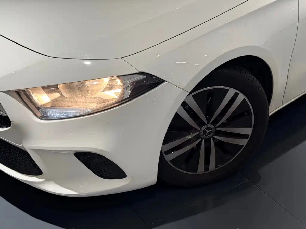 MERCEDES BENZ A-CLASS