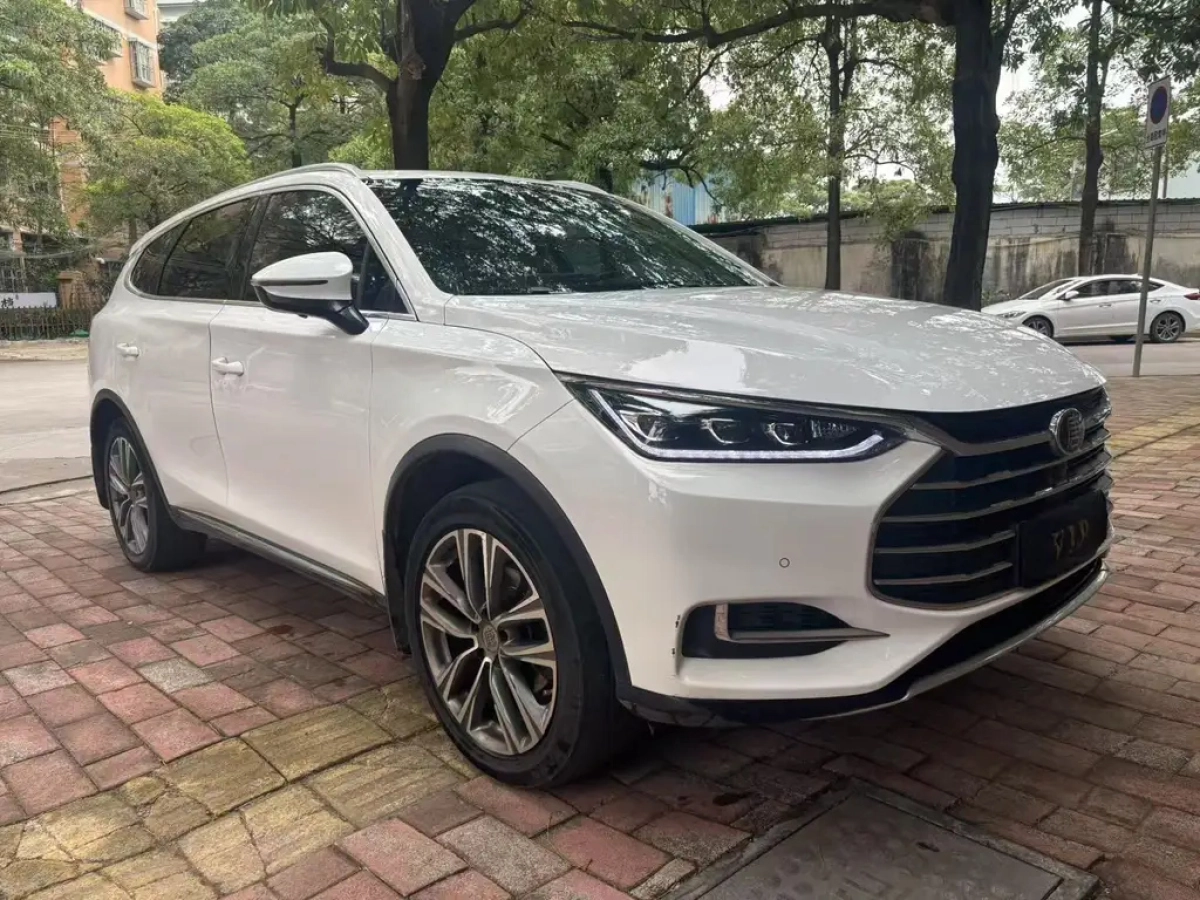 BYD TANG