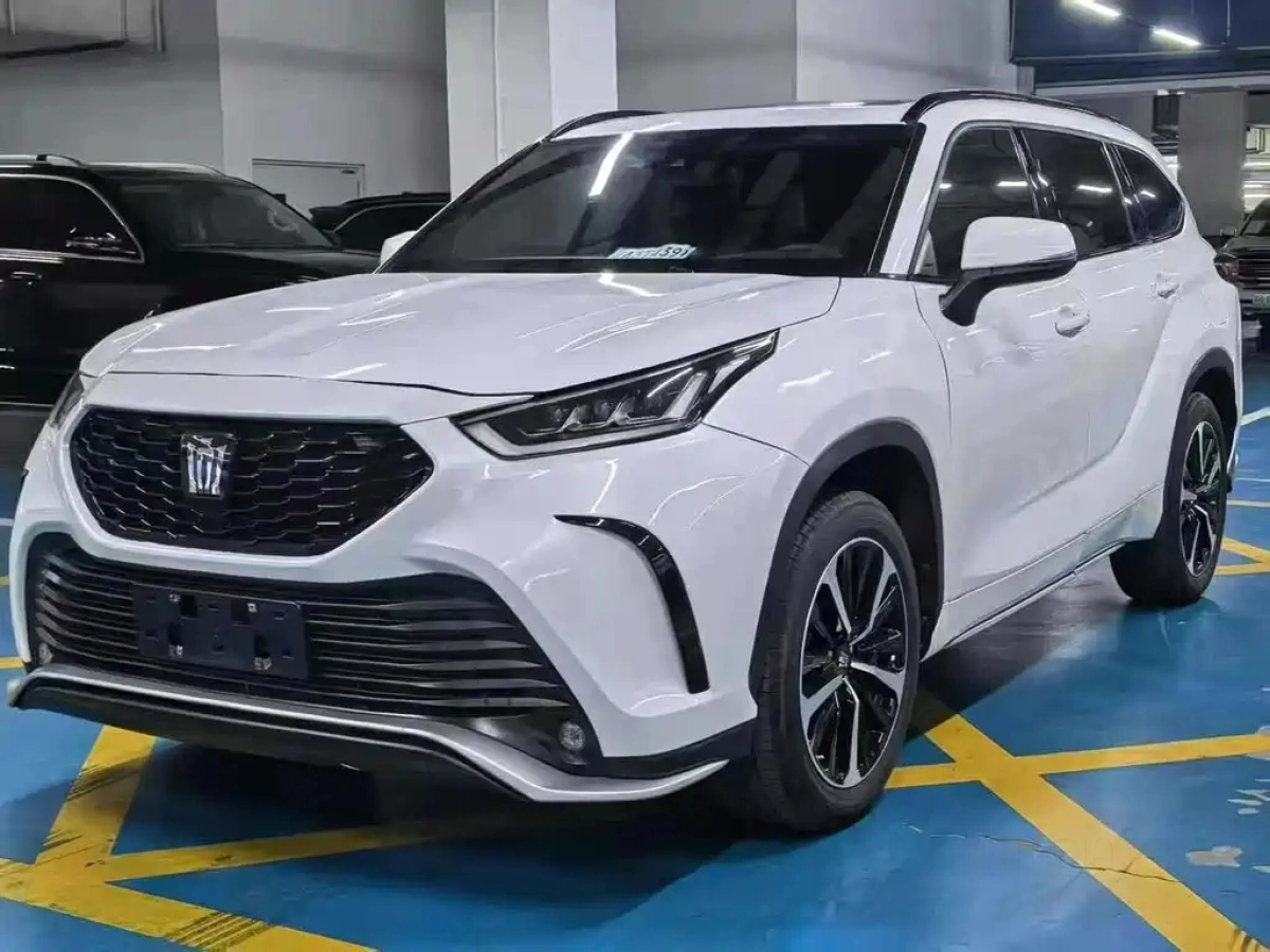 TOYOTA CROWN LUFANG