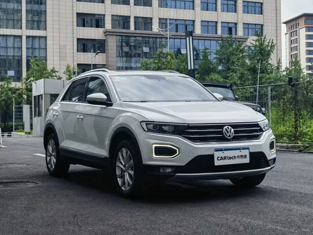 VOLKSWAGEN T-ROC TANGE