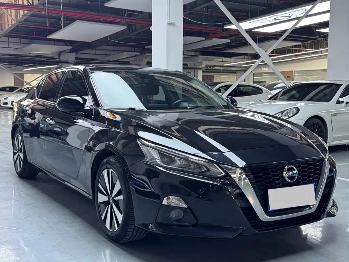 NISSAN TEANA