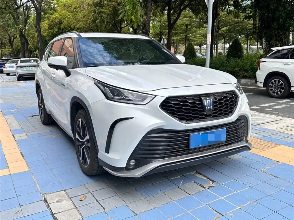 TOYOTA CROWN LUFANG