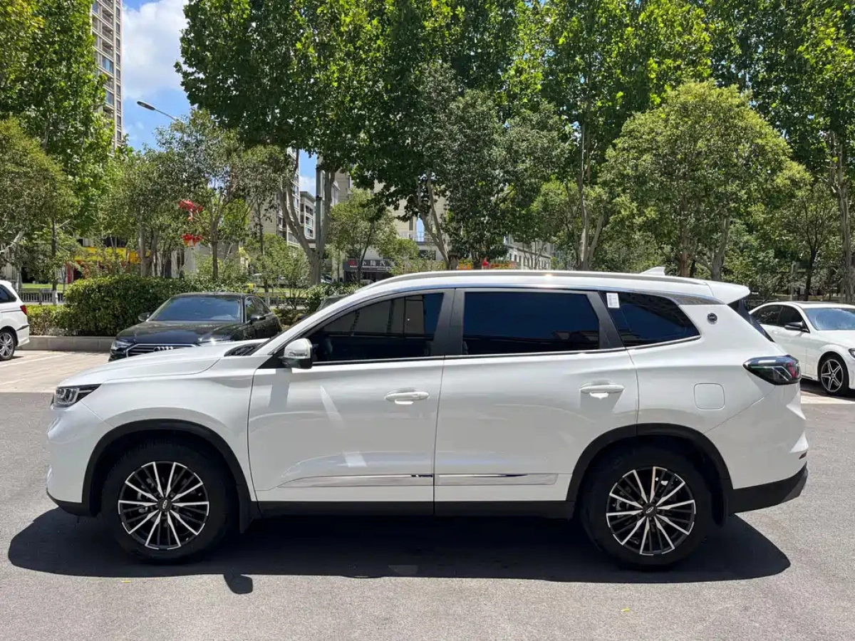 CHERY TIGGO 8