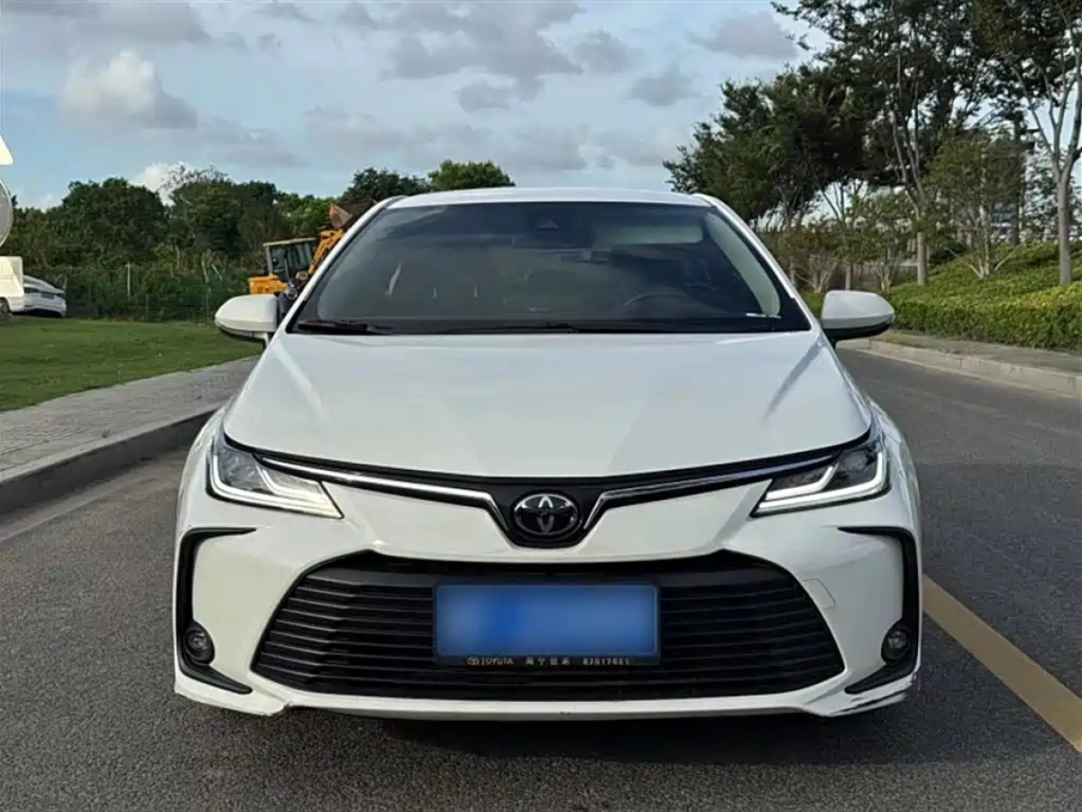 TOYOTA COROLLA