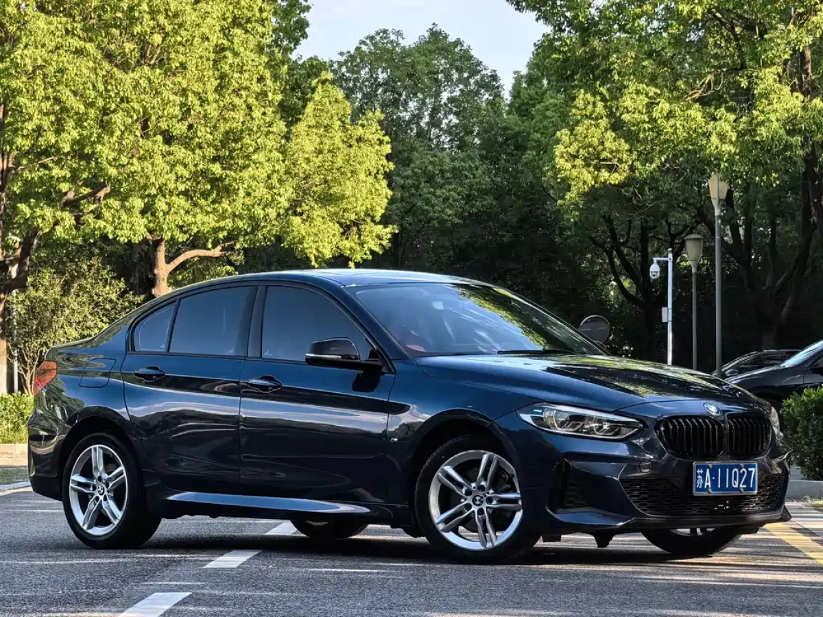 BMW 1-SERIES