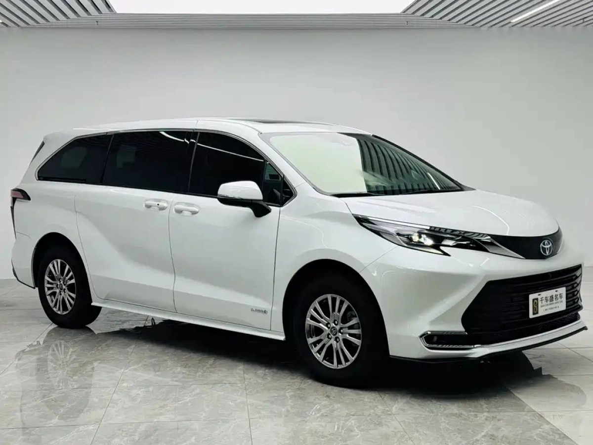 TOYOTA SIENNA SIENNA