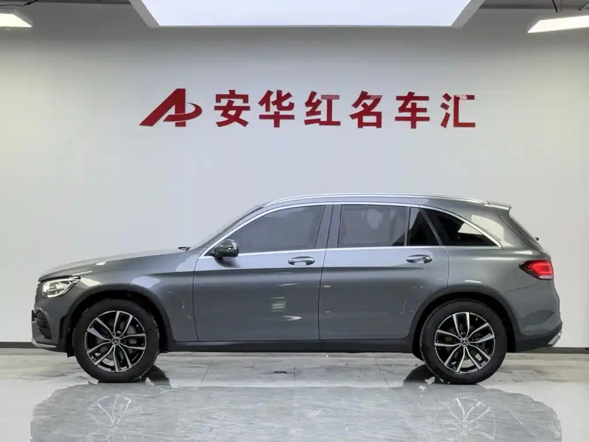 MERCEDES BENZ GLC
