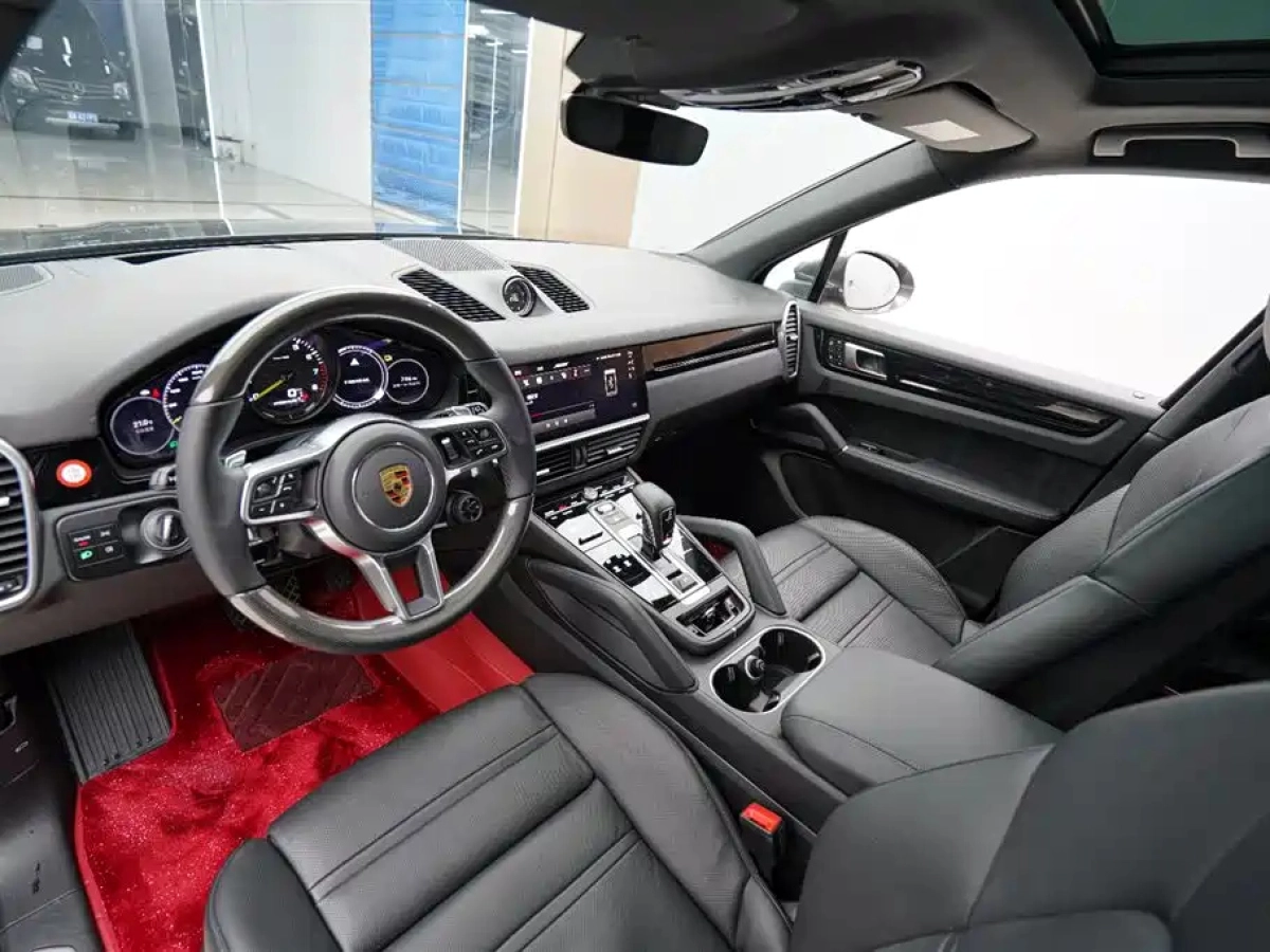 PORSCHE CAYENNE NEW ENERGY