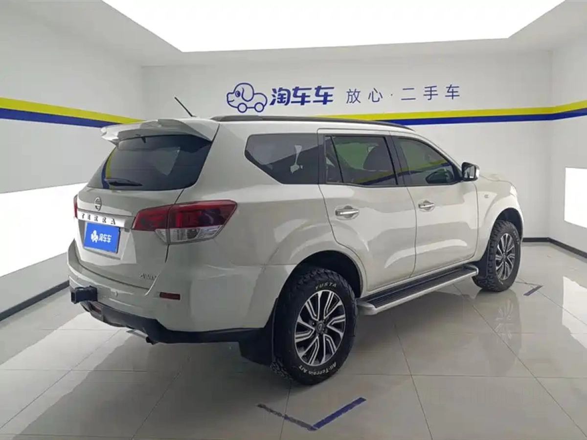 NISSAN TERRA
