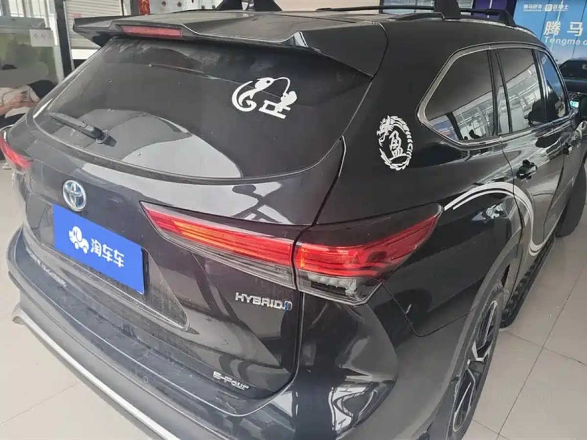 TOYOTA CROWN LUFANG