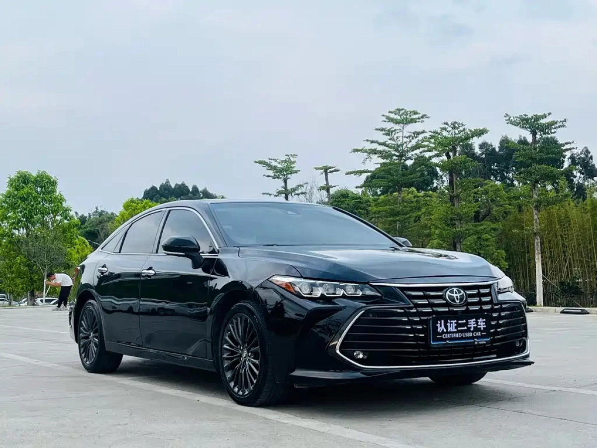 TOYOTA AVALON