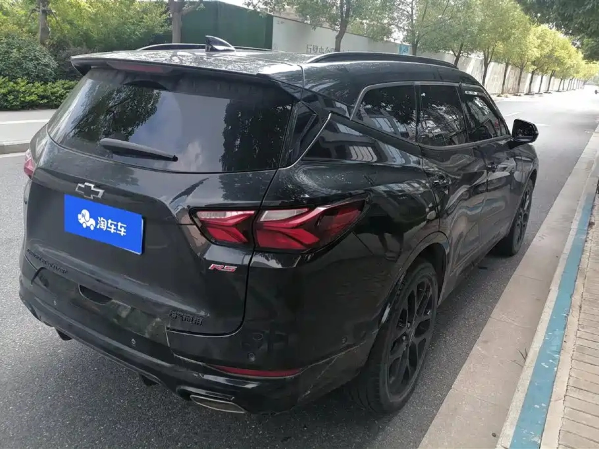 CHEVROLET BLAZER