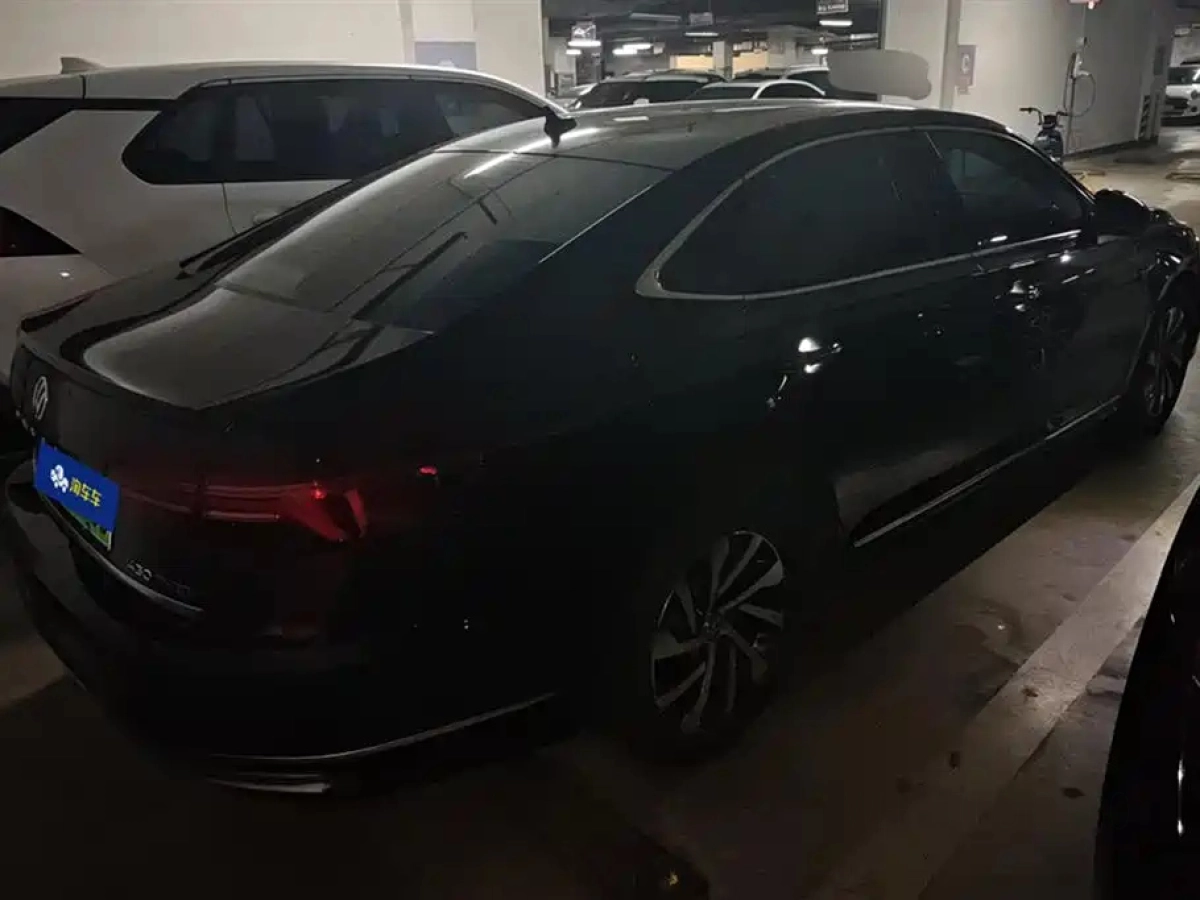 VOLKSWAGEN PASSAT NEW ENERGY