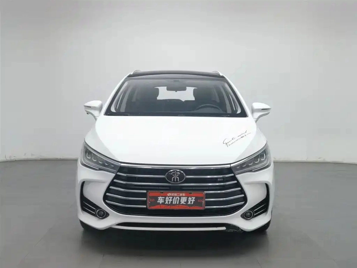 BYD SONG MAX