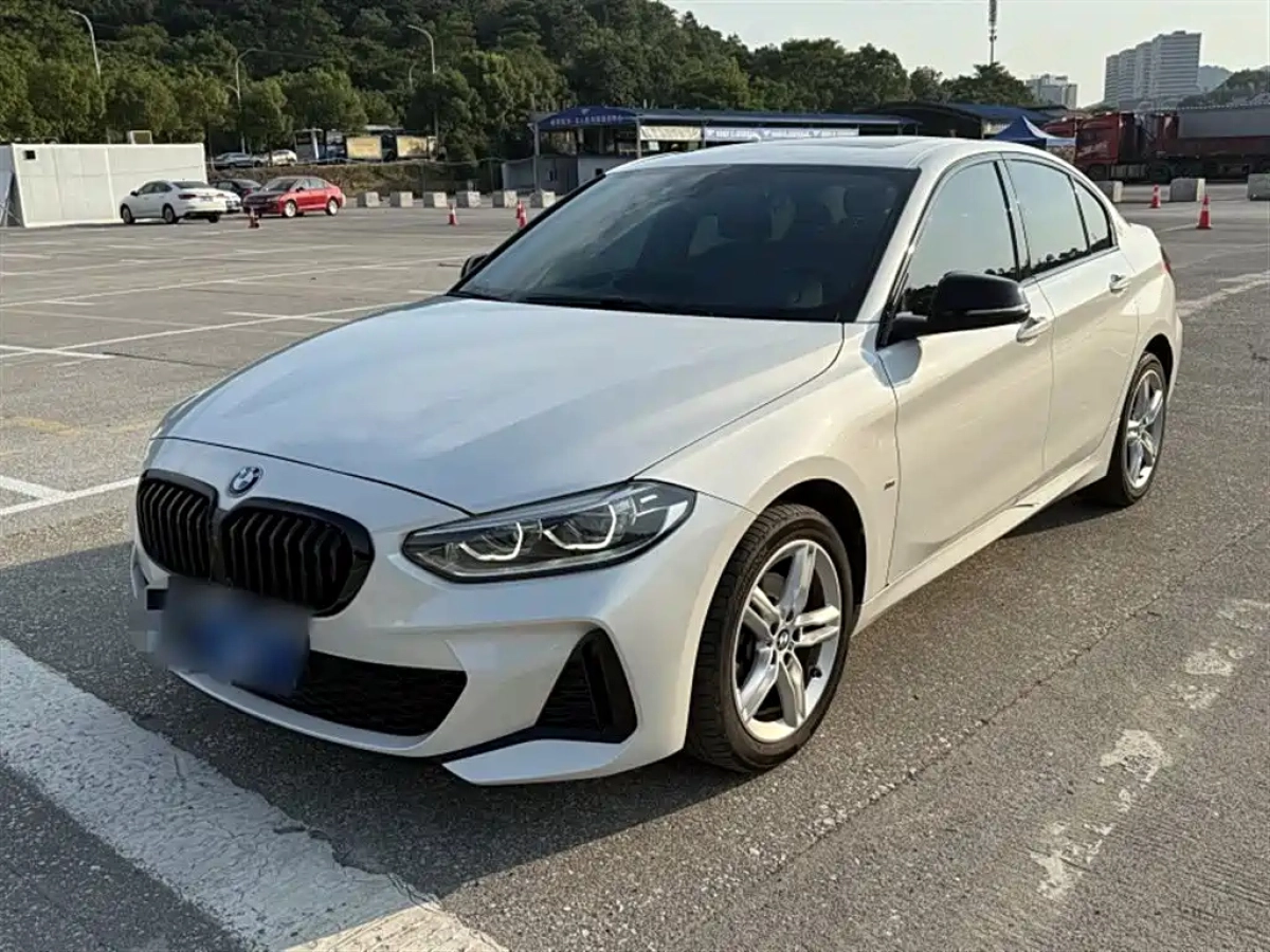 BMW 1-SERIES