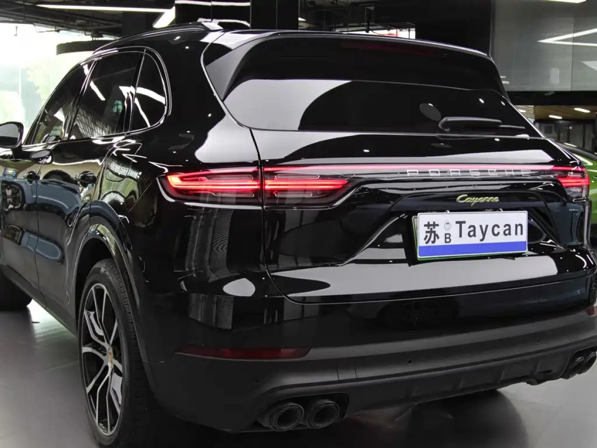 PORSCHE CAYENNE NEW ENERGY