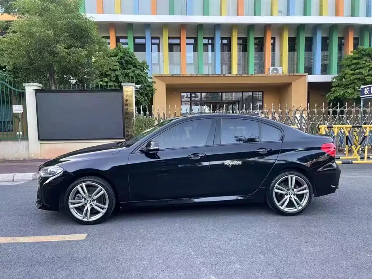 BMW 1-SERIES