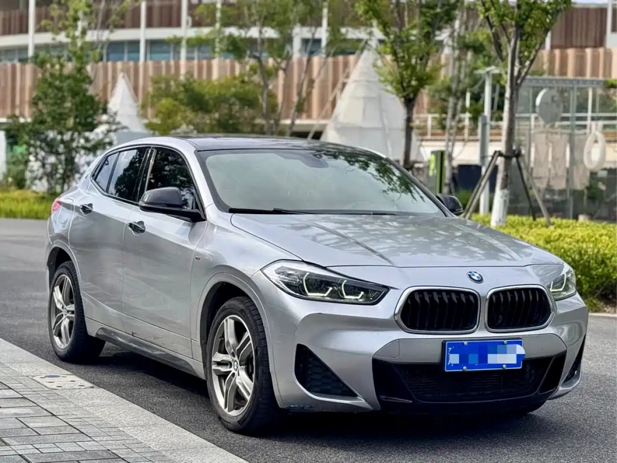 BMW X2