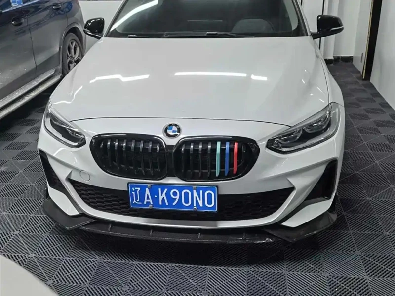 BMW 1-SERIES