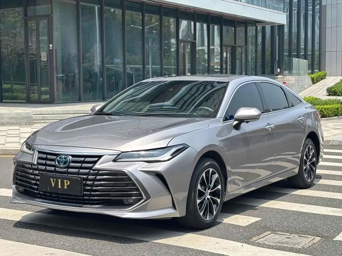 TOYOTA AVALON