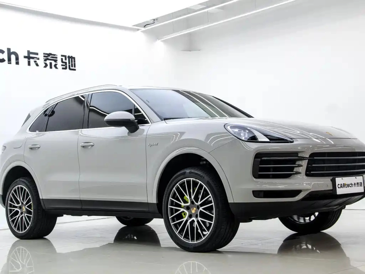 PORSCHE CAYENNE NEW ENERGY