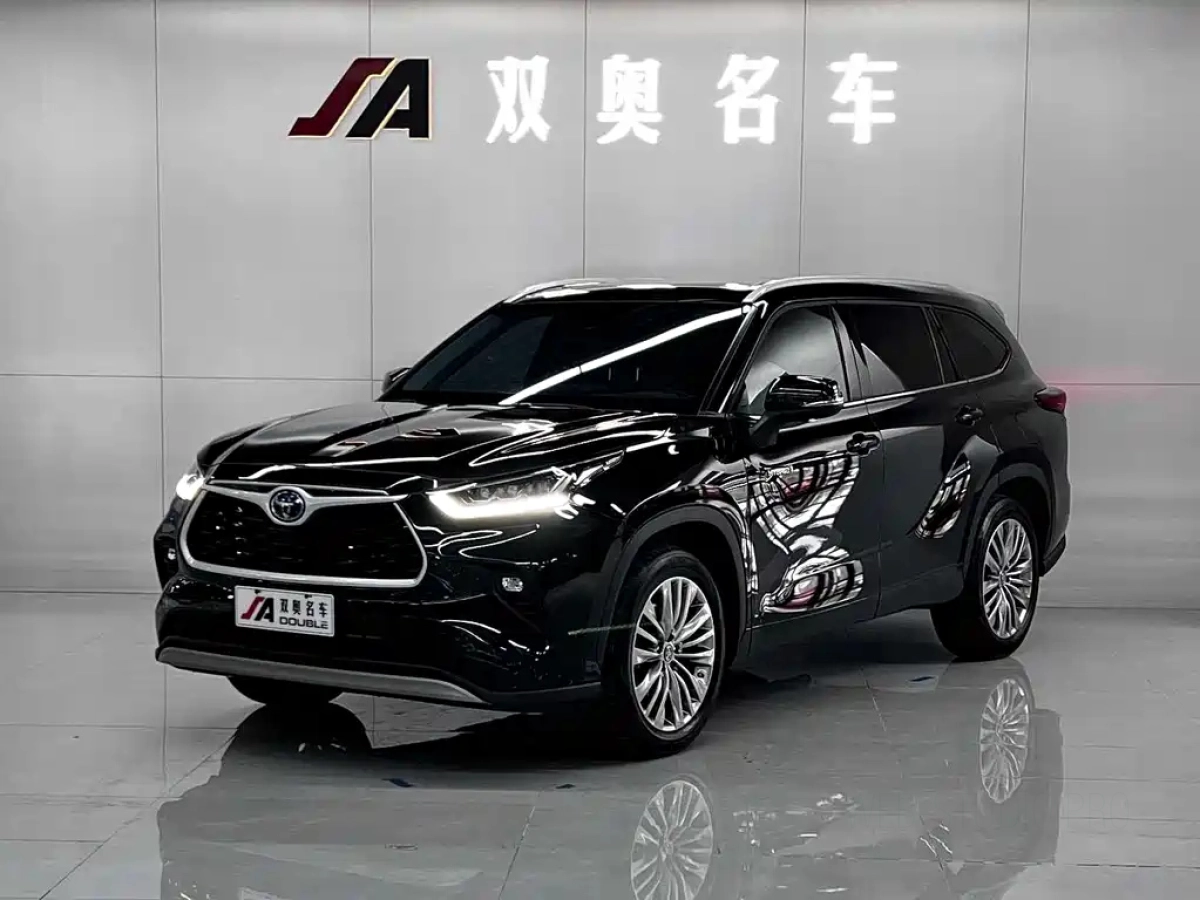 TOYOTA HIGHLANDER