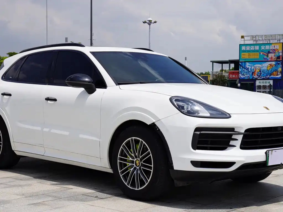PORSCHE CAYENNE NEW ENERGY