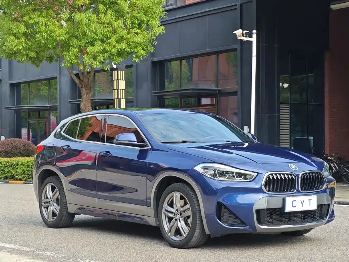 BMW X2