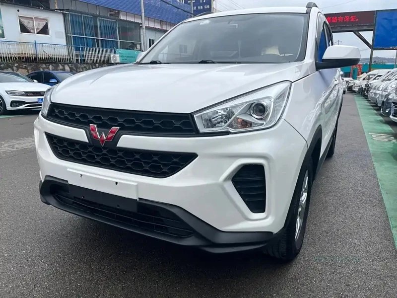 SGMW WULING HONGGUANG S3