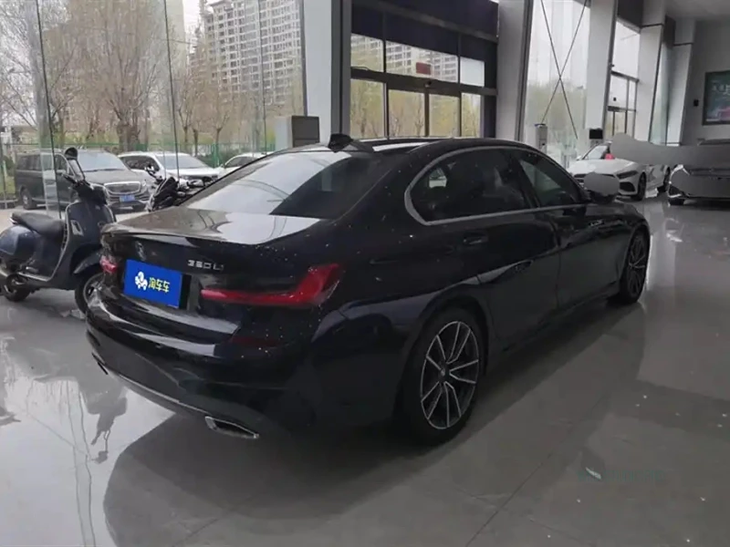 BMW 3-SERIES