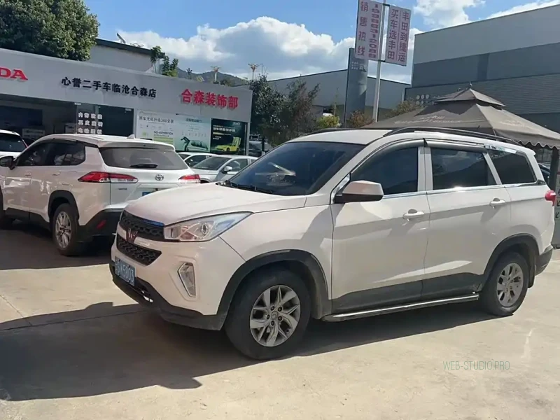 SGMW WULING HONGGUANG S3