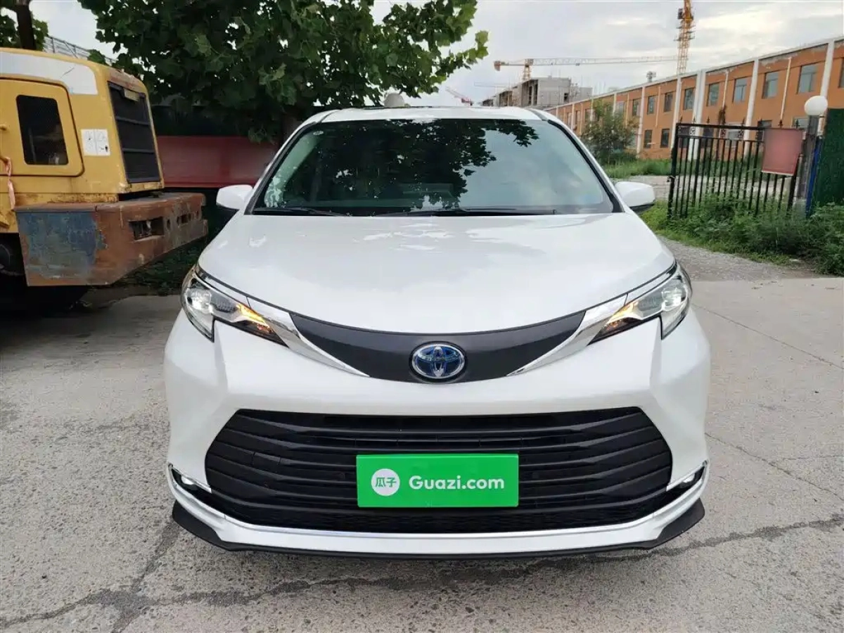 TOYOTA SIENNA SIENNA
