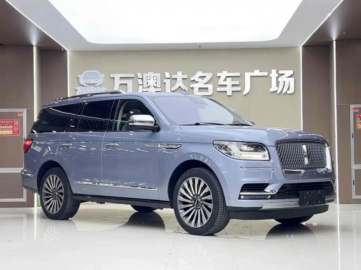 LINCOLN NAVIGATOR