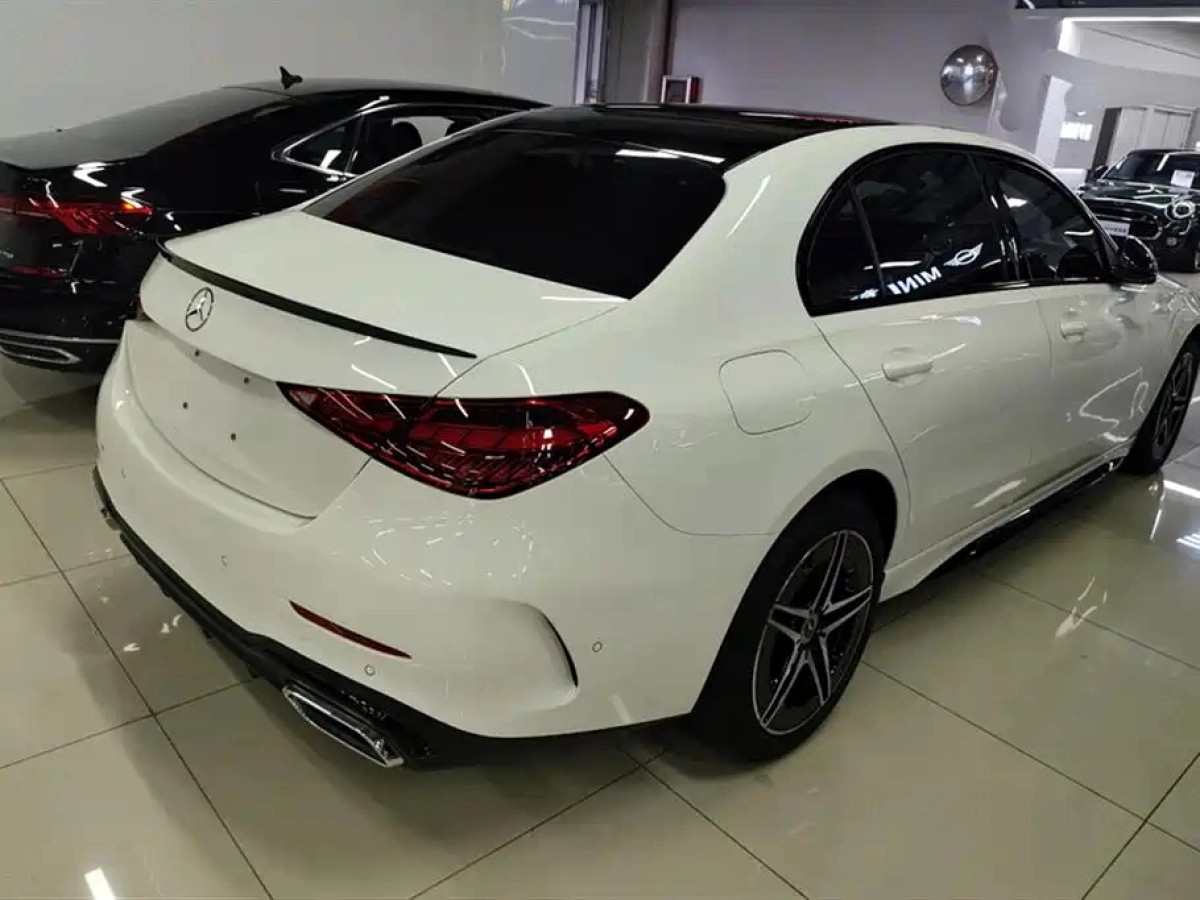 MERCEDES BENZ C-CLASS