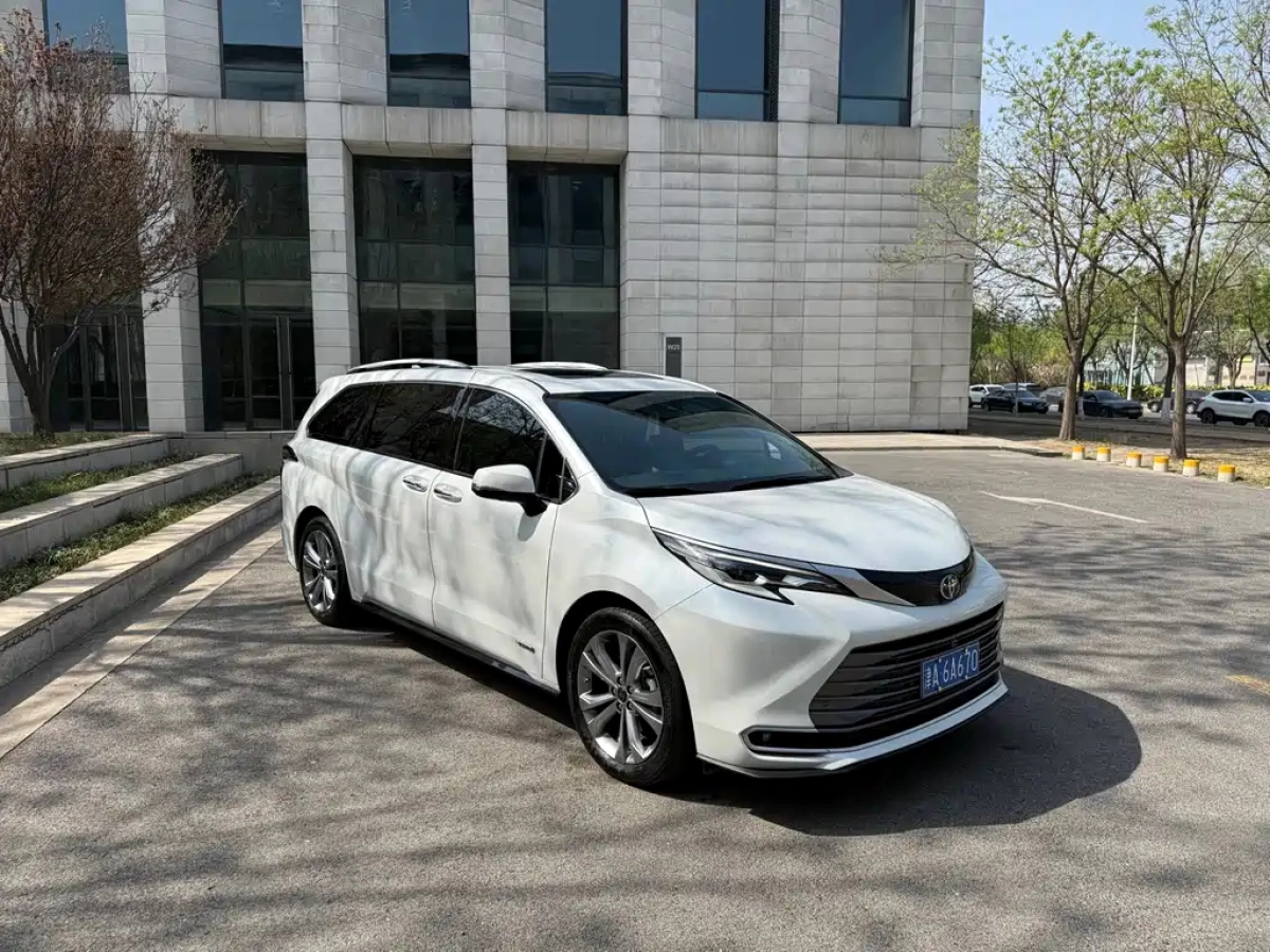 TOYOTA SIENNA SIENNA