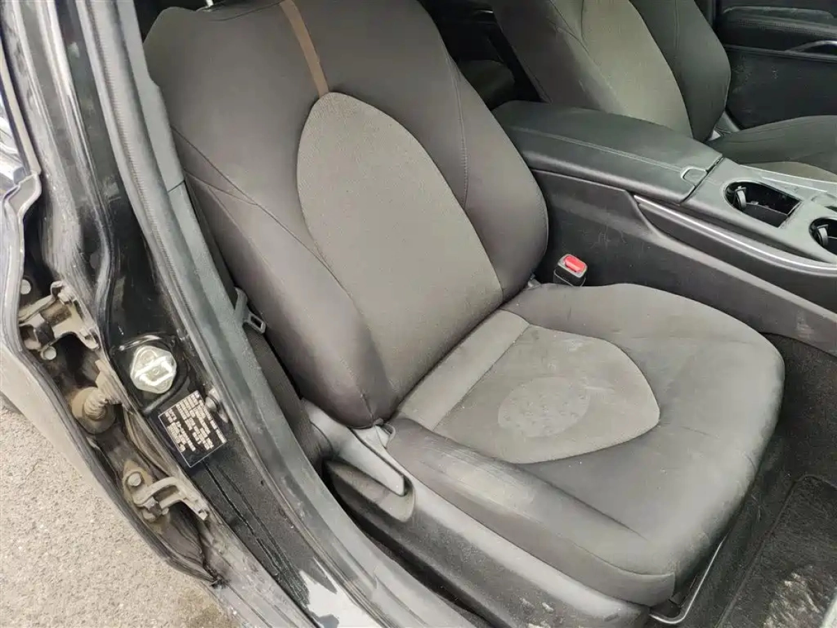 TOYOTA AVALON