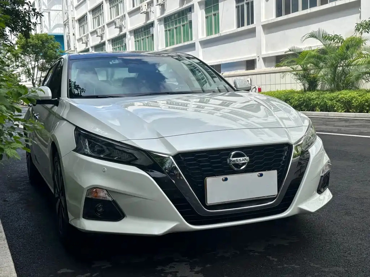 NISSAN TEANA