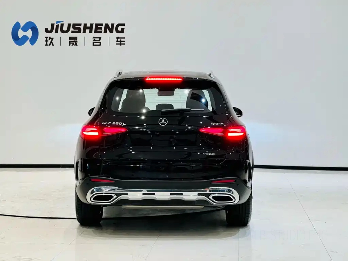 MERCEDES BENZ GLC
