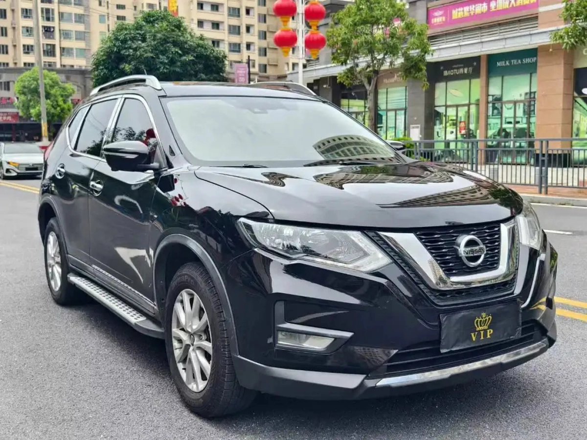 NISSAN X-TRAIL