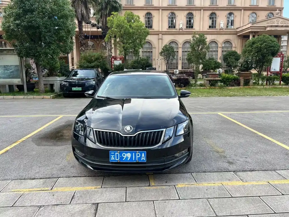 SKODA OCTAVIA