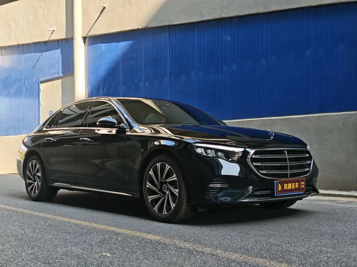 MERCEDES BENZ E-CLASS