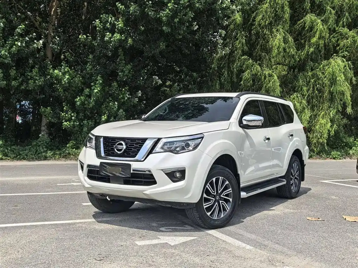 NISSAN TERRA