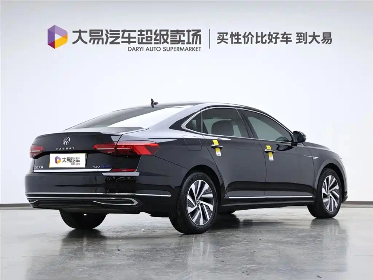 VOLKSWAGEN PASSAT NEW ENERGY