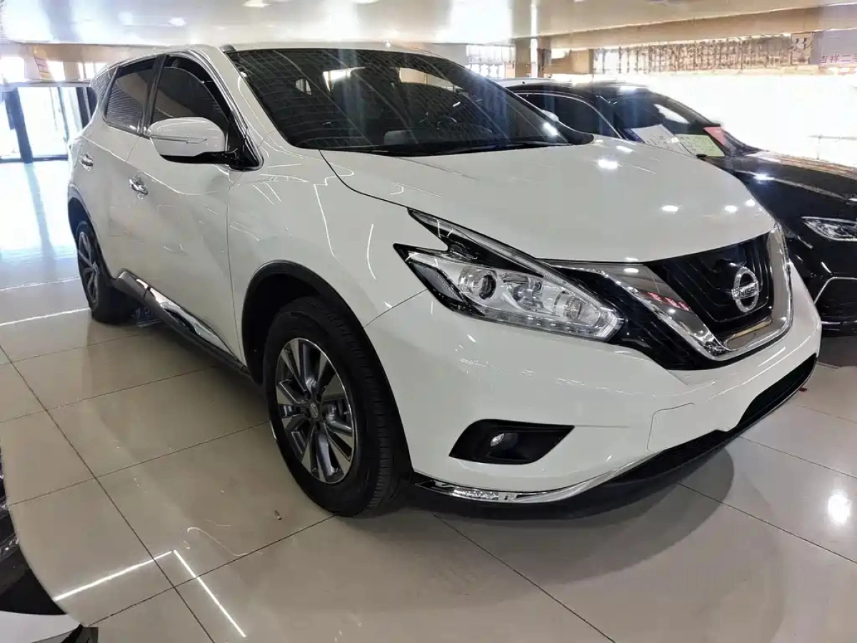 NISSAN MURANO